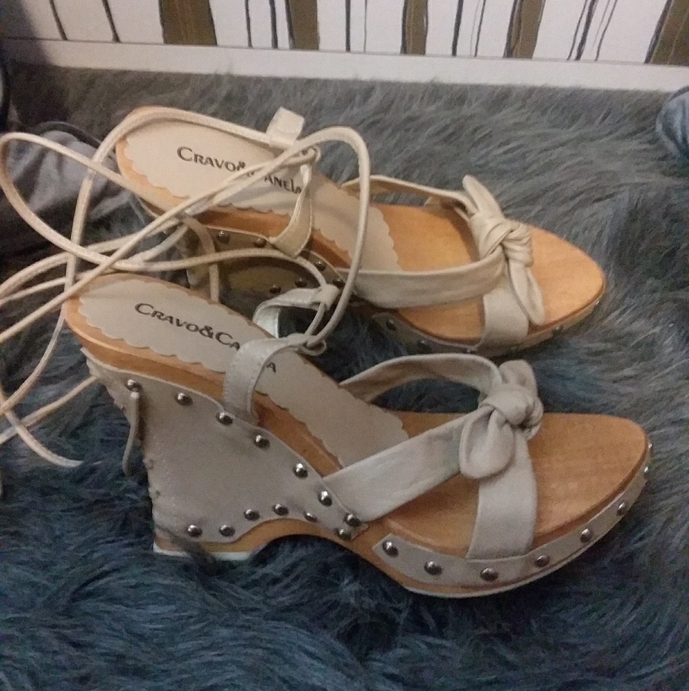 Cravot canela lace up wedges